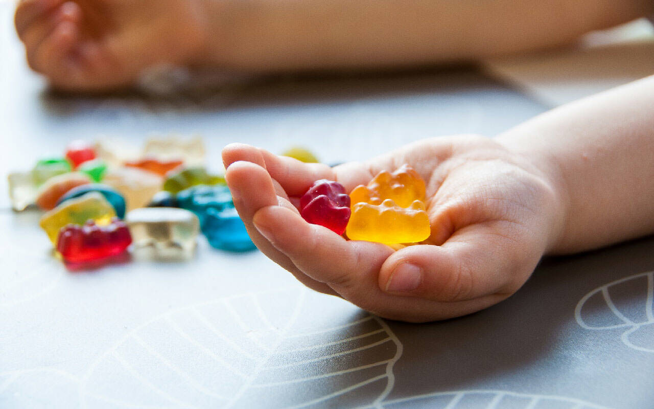 Premium sativa gummies delivering vibrant daytime vibes and clean cerebral energy